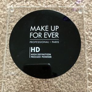 Makeup Forever HD pressed translucent powder